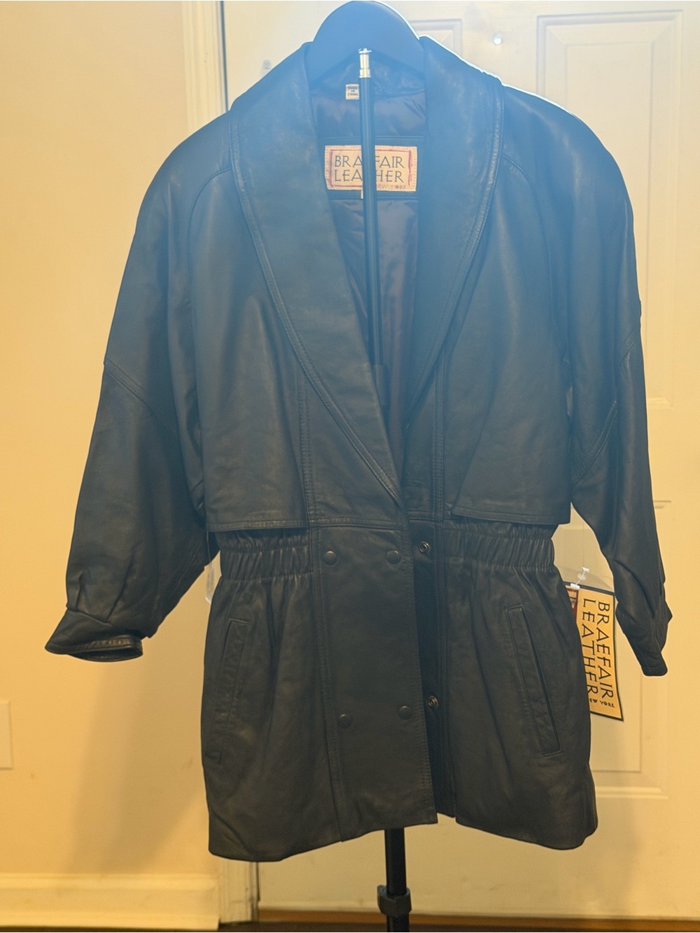 NWT 90s vintage Braefair navy leather coat 🖤 size XS